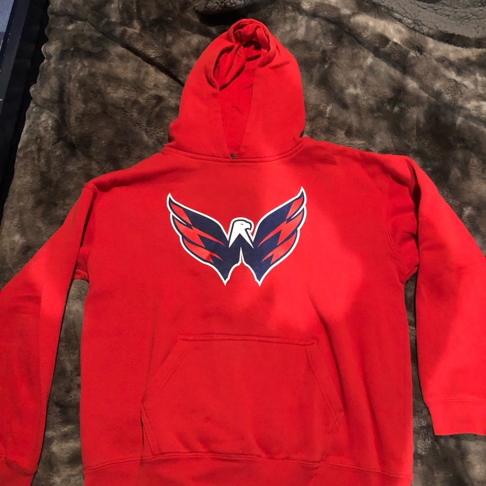 NHL Capitals hoodie size youth xl